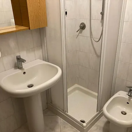 Loft Via Jesi A アパート コッレッジョ