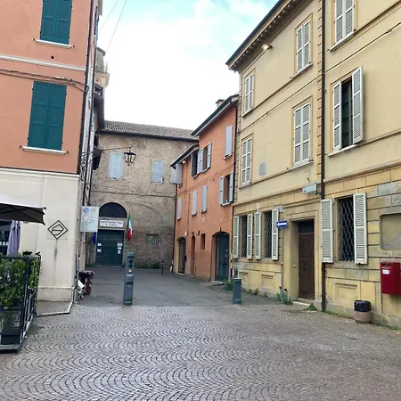 Apartamento Loft Via Jesi A Correggio