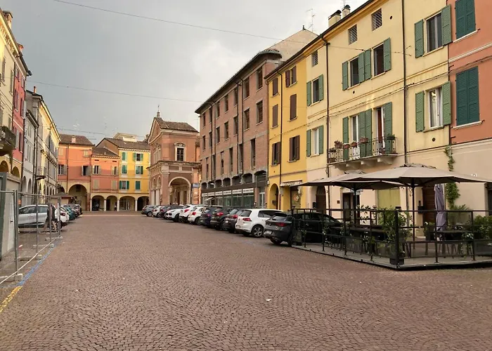 Loft Via Jesi A Apartamento Correggio